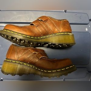 Dr. Martens Airware Women’s Shoes 3B41, Size 38 EU, Brand New / Never Worn